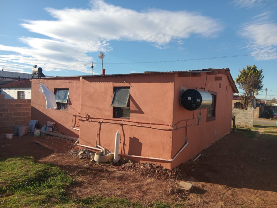 2 Bedroom Property for Sale in Kwa Nobuhle Eastern Cape